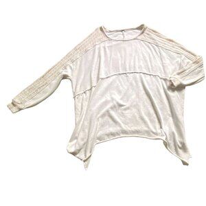 Free People Oversized Knit Shirt-Asymmetric Bottom-Cream-Size M-GUC